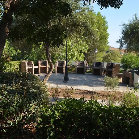 Complejo Rural Pedregales Apartment Estepona